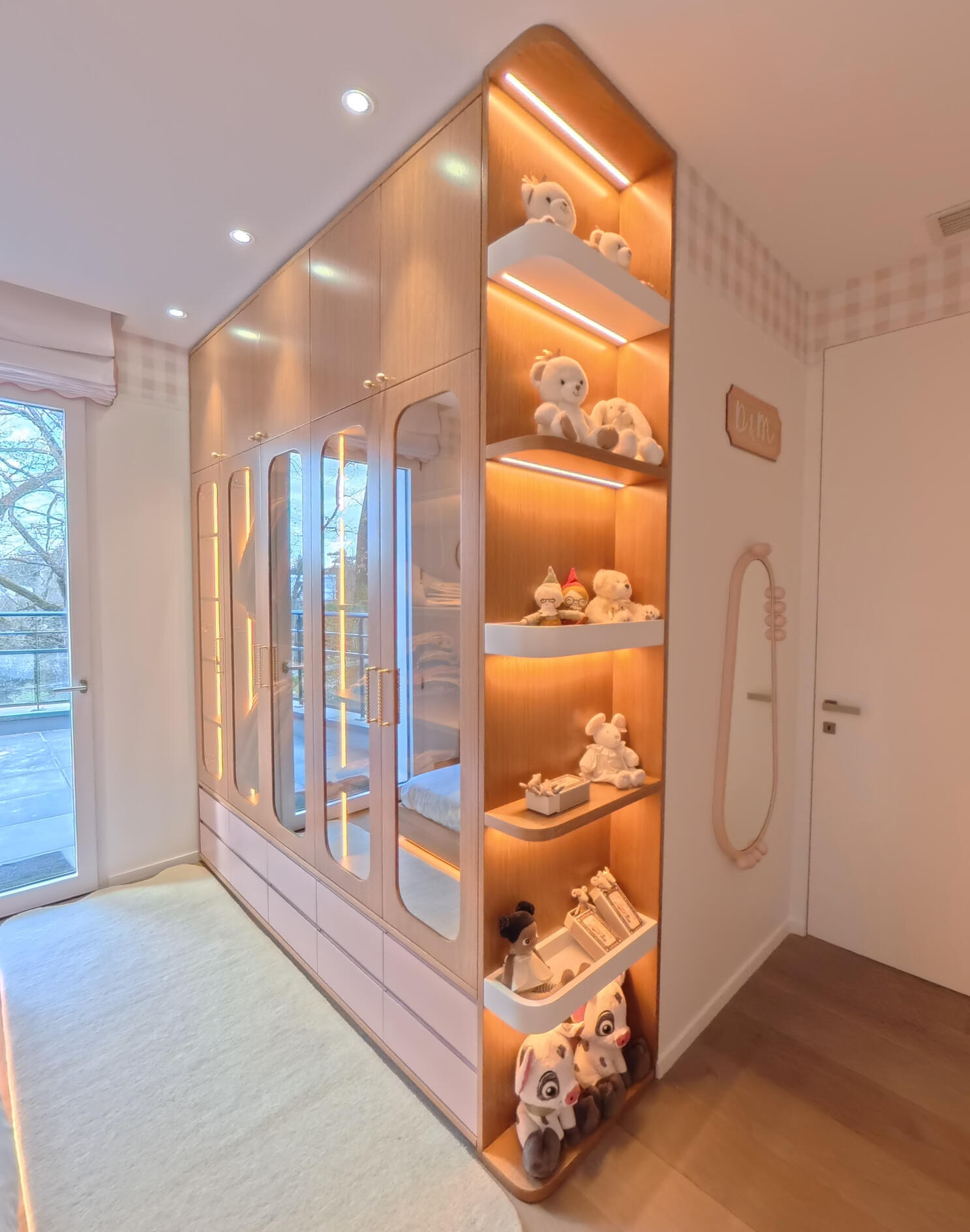 REALIZAÇÂO (PARIS)