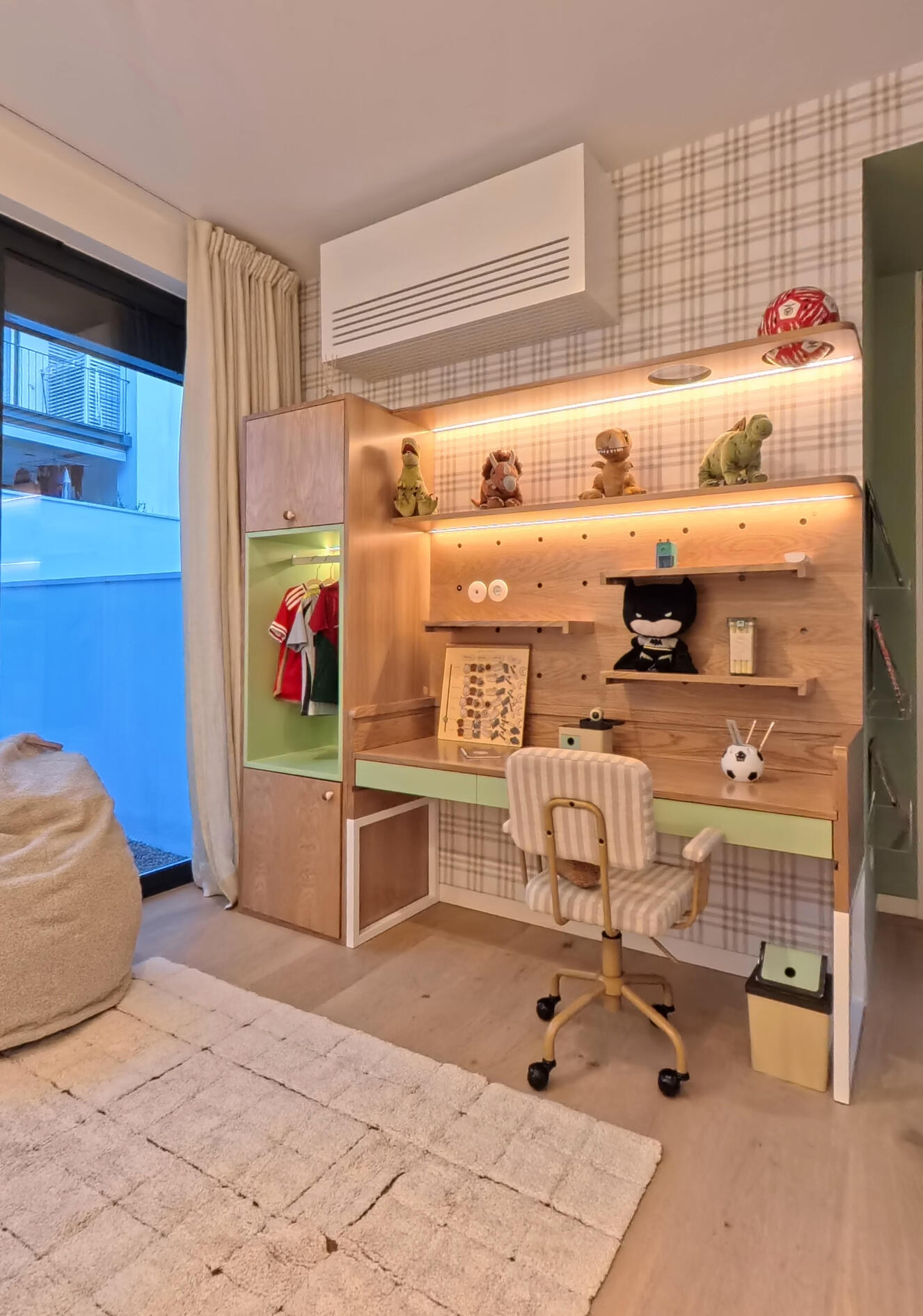 REALIZAÇÂO (LISBOA)